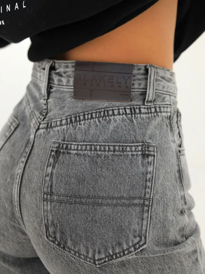 Jeans*Blakely Clothing Mom Jeans