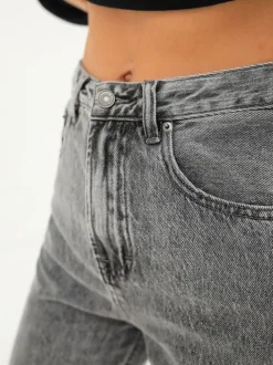 Jeans*Blakely Clothing Mom Jeans