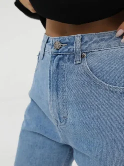 Jeans*Blakely Clothing Mom Jeans