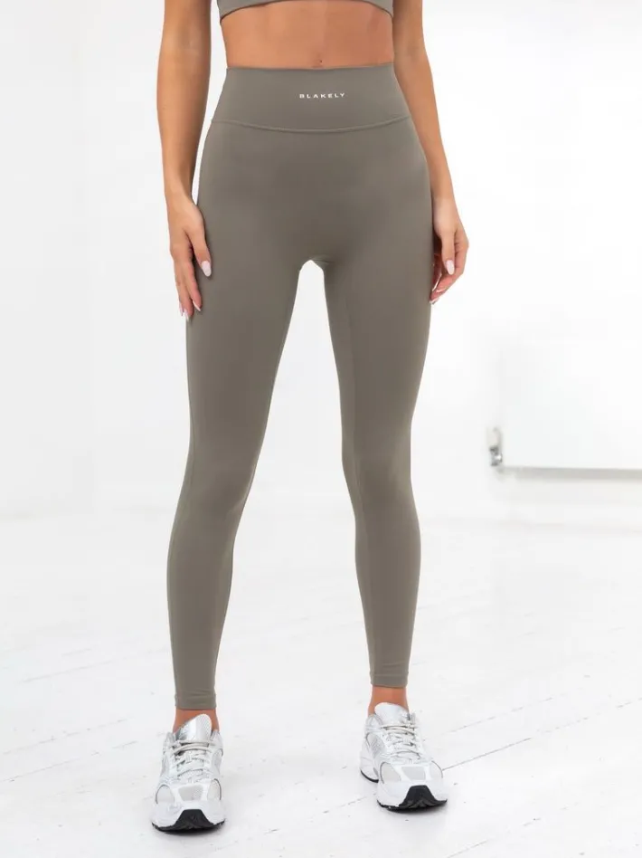 Trending*Blakely Clothing Ultimate Active Leggings