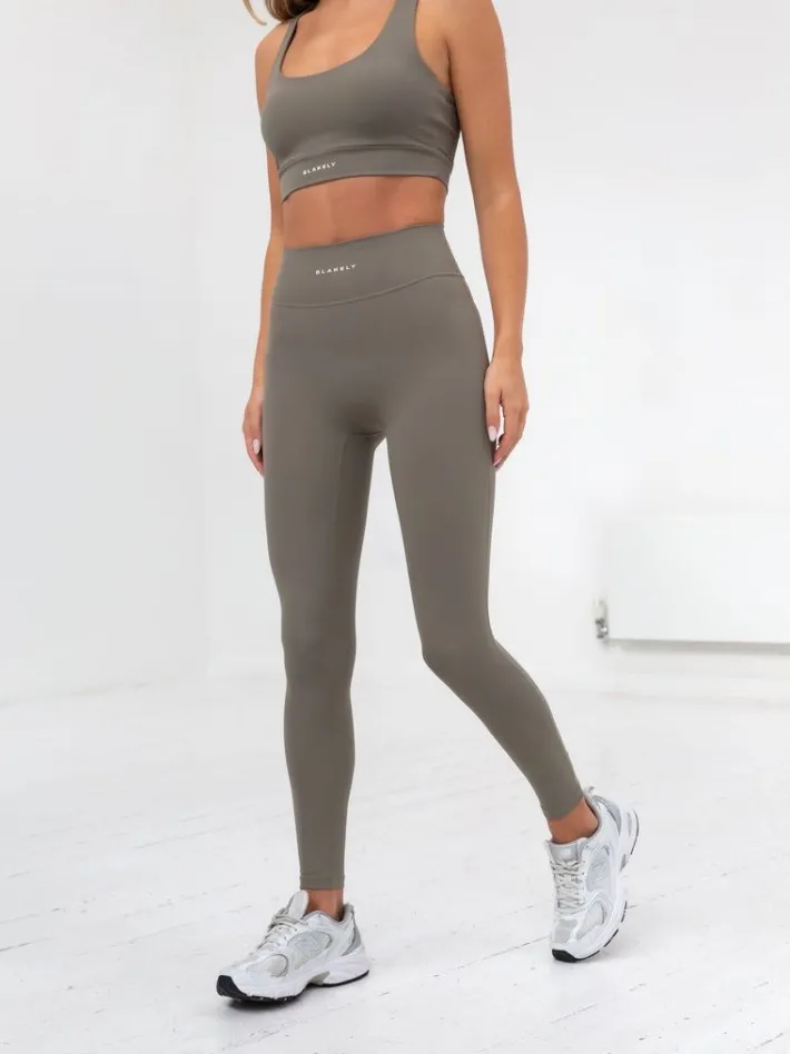 Trending*Blakely Clothing Ultimate Active Leggings